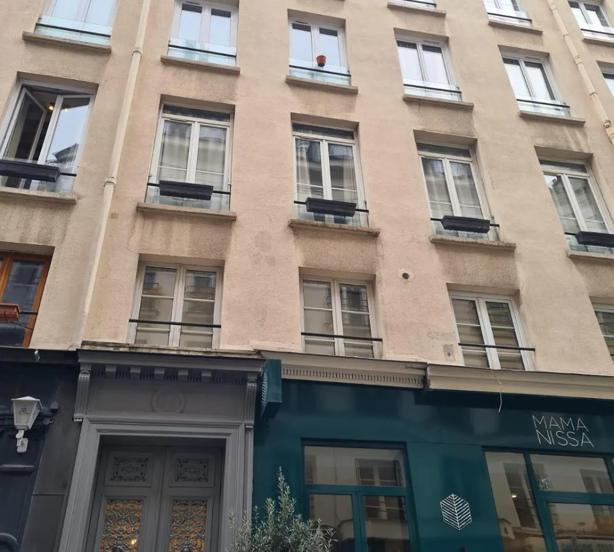 Mandar Apartment Paris