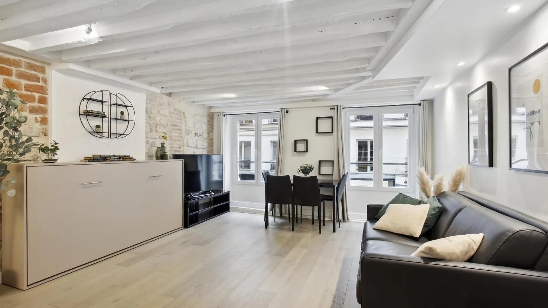 Apartment Mandar
